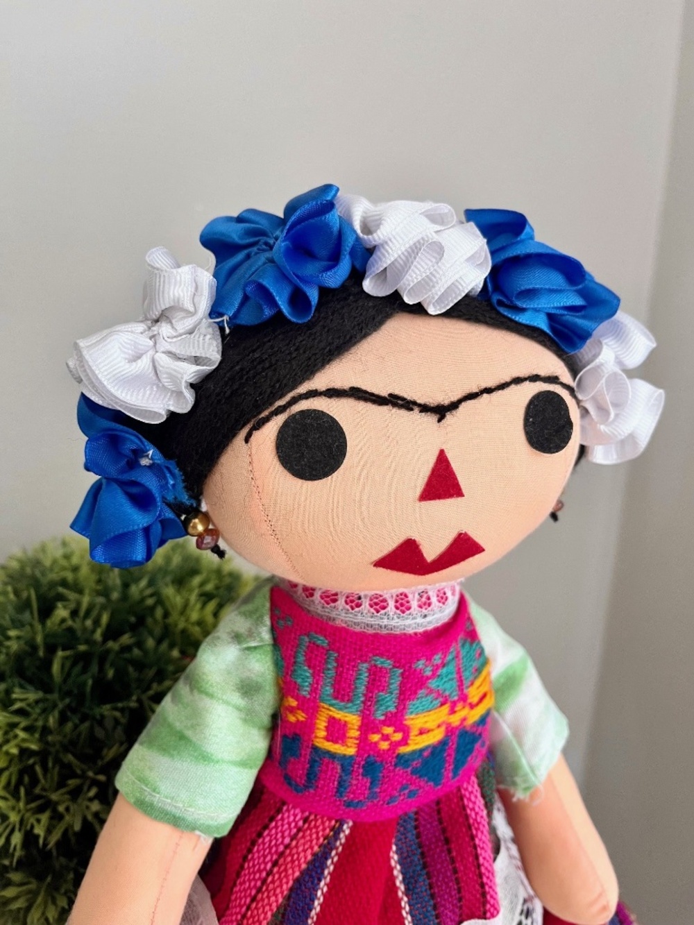 Frida Kahlo Cloth Boho Mexican Folk Art Doll Colourful Shelf Sitter - Picture 10 of 13